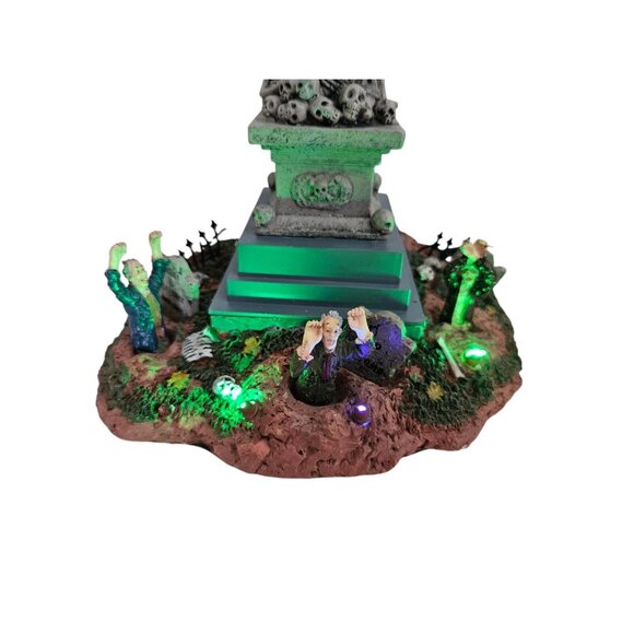 Lemax Spooky Town Angel Of Death Animated Graveyard WORKS 2013 Retired # 34603 - Picture 6 of 16